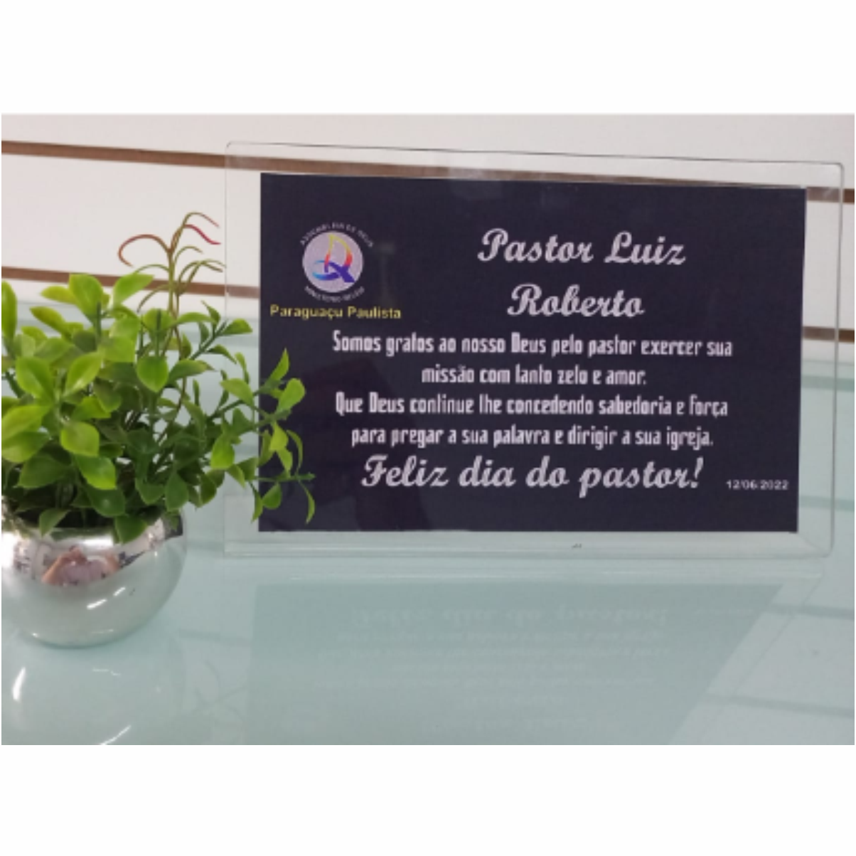 PLACA DE HOMENAGEM EM ACRÍLICO